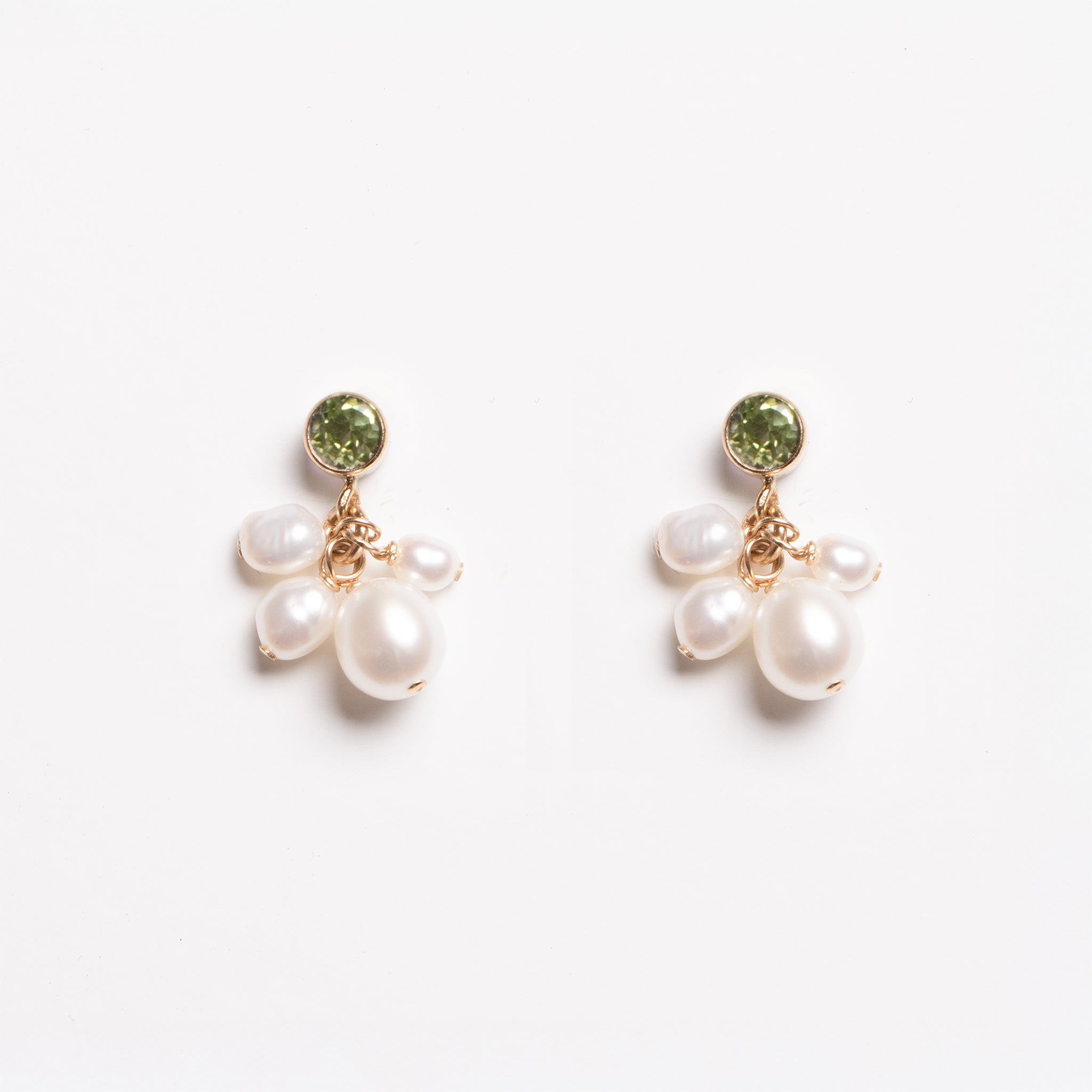 Yuki Earrings - Peridot & Pearls