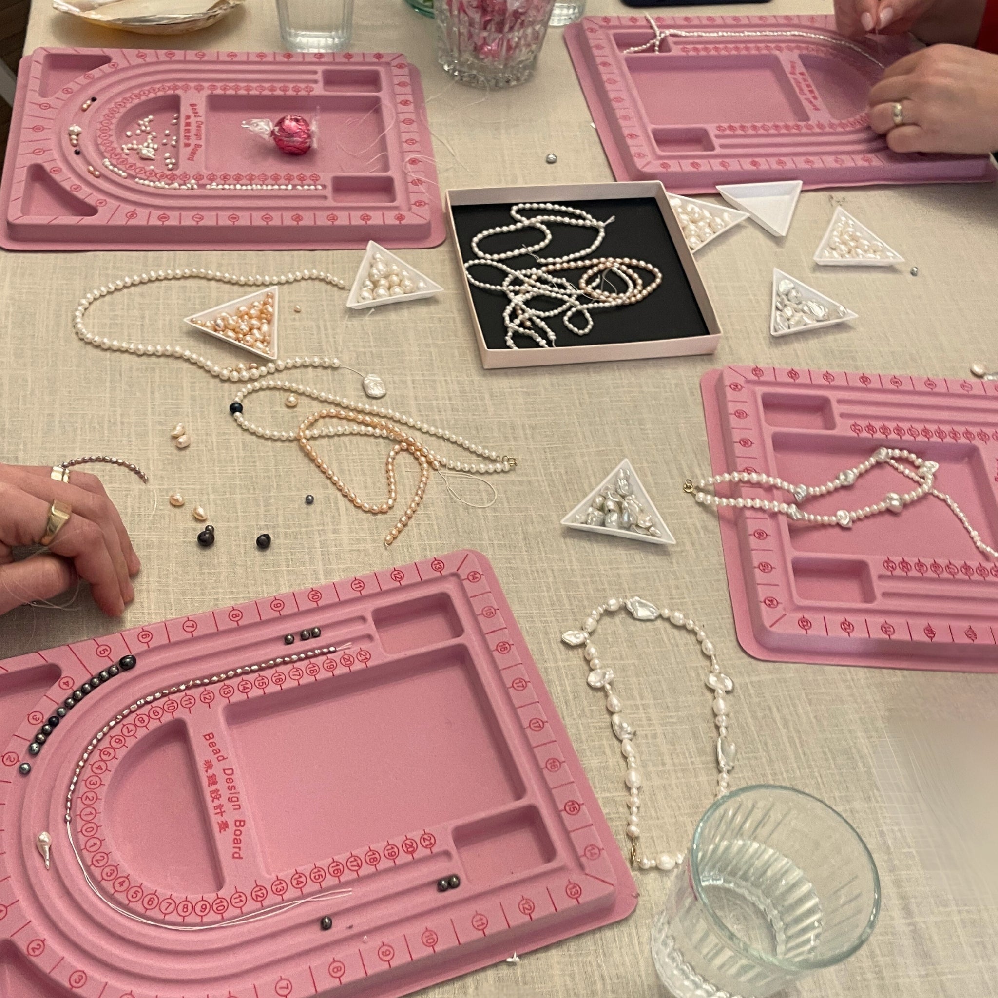 Jewelry creation workshop - Pearl Necklace