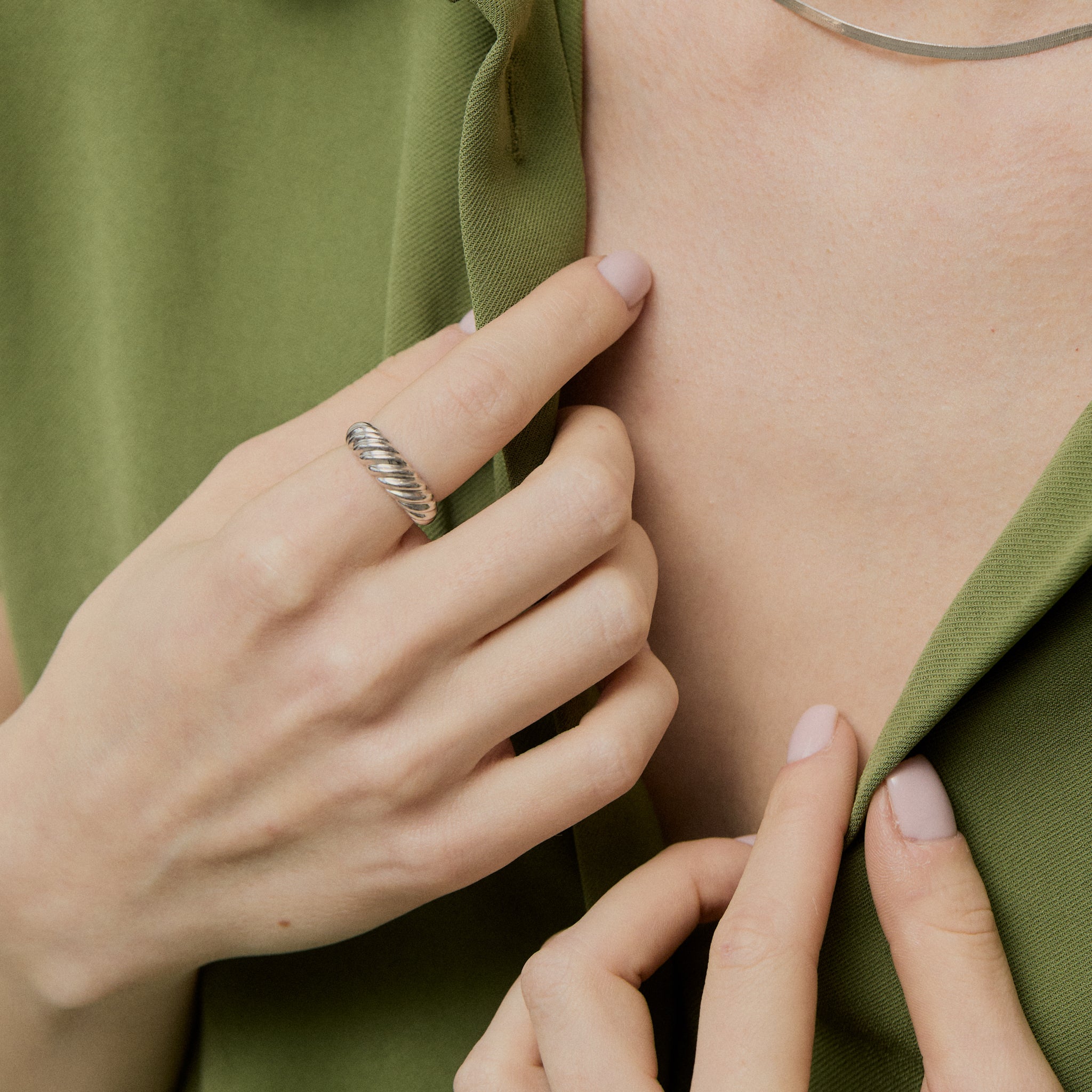 Croissant Ring - Silver