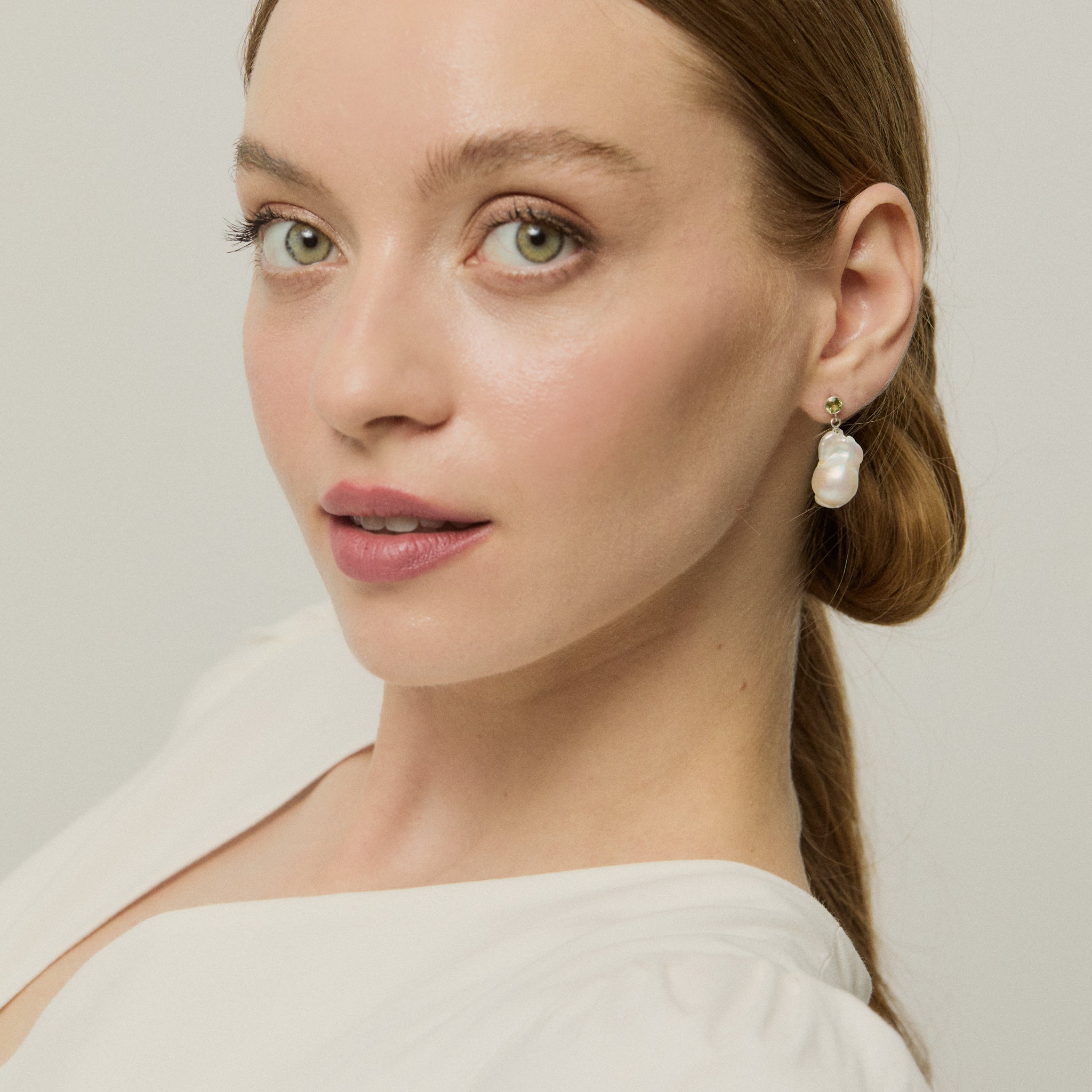 Peridot Earrings - Pearl & Silver