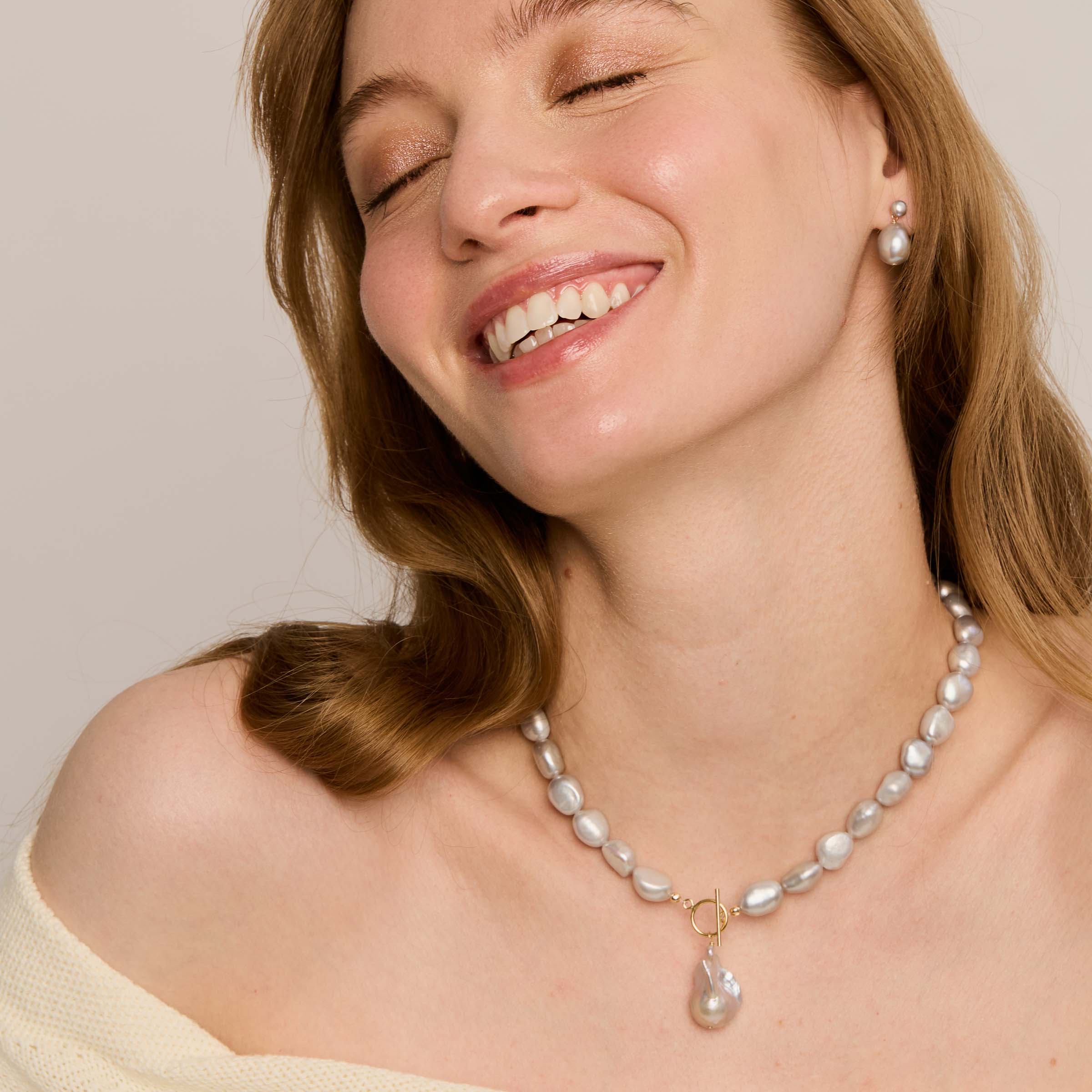 Cindy Necklace - Silver Pearls & Gold