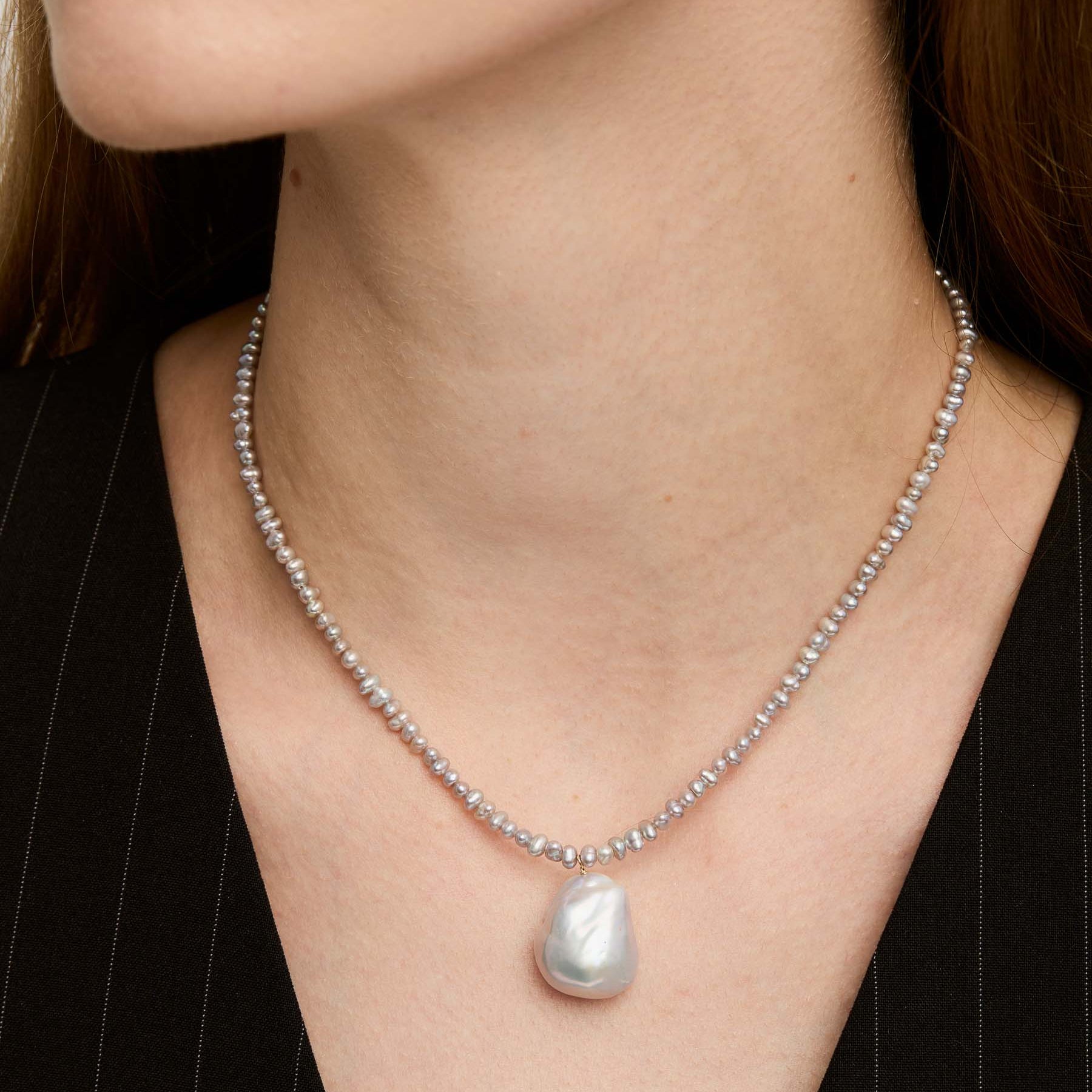 Bella Necklace - Pearls & Gold