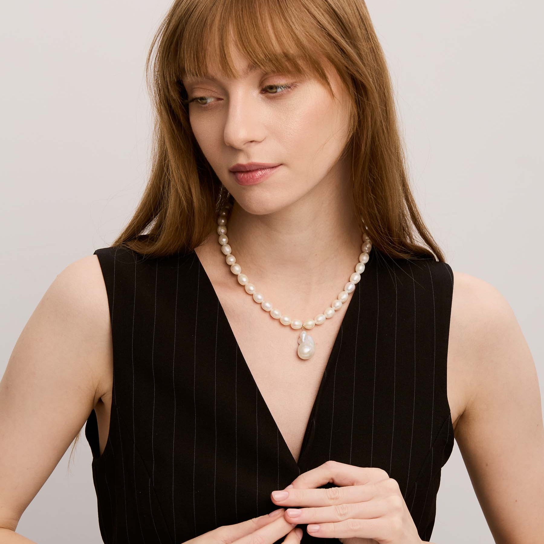 Regina Necklace - Pearls & Gold