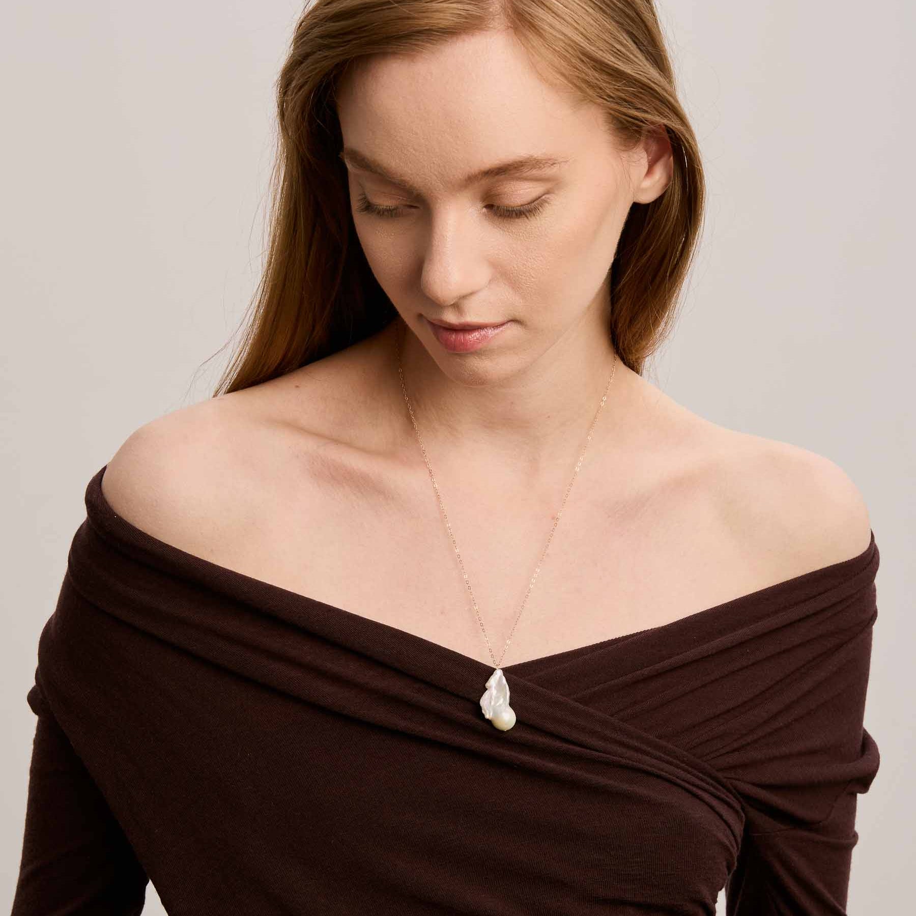 Flame Chain - Pearl & Gold