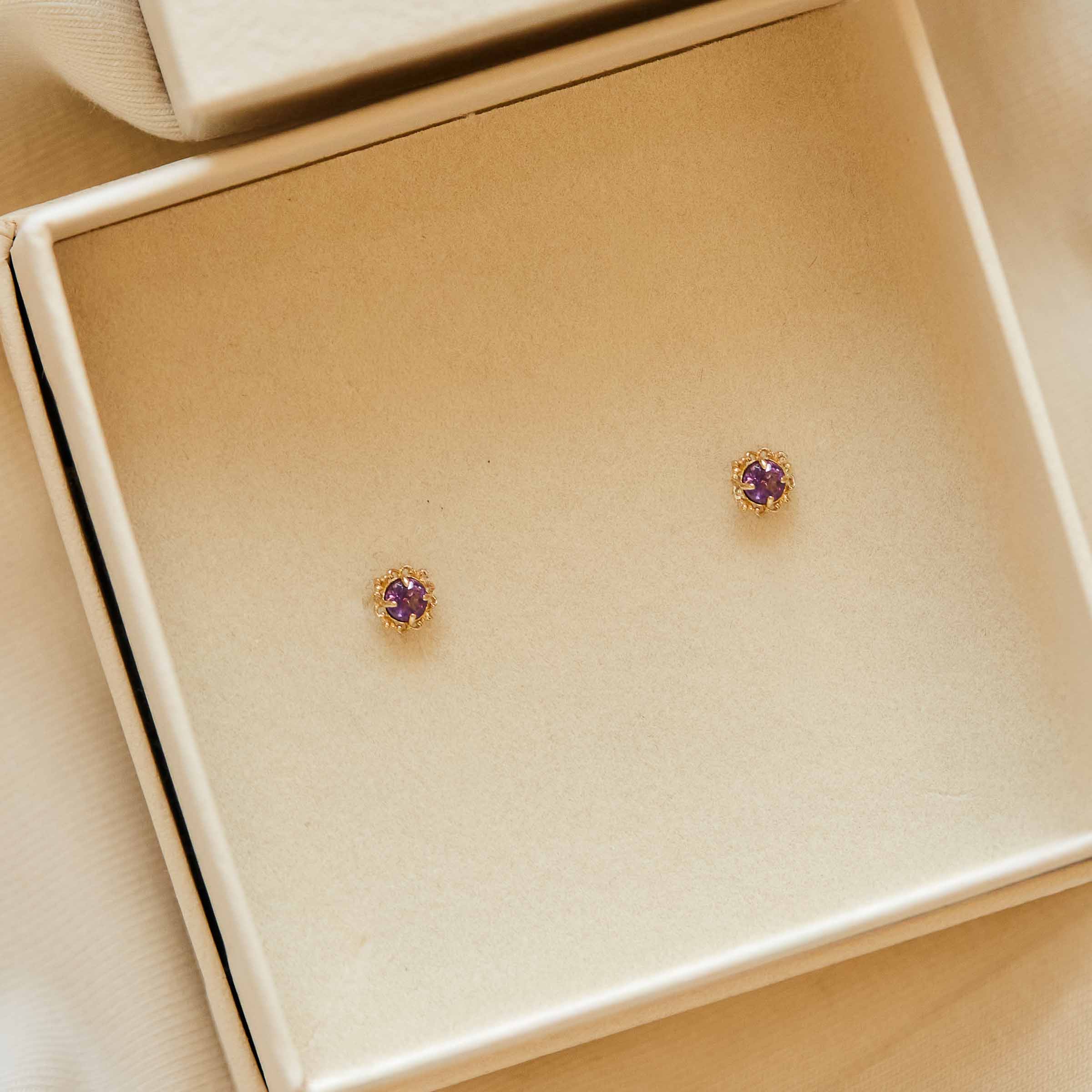 Cercei „Hana” din Aur 14K cu Ametist Natural