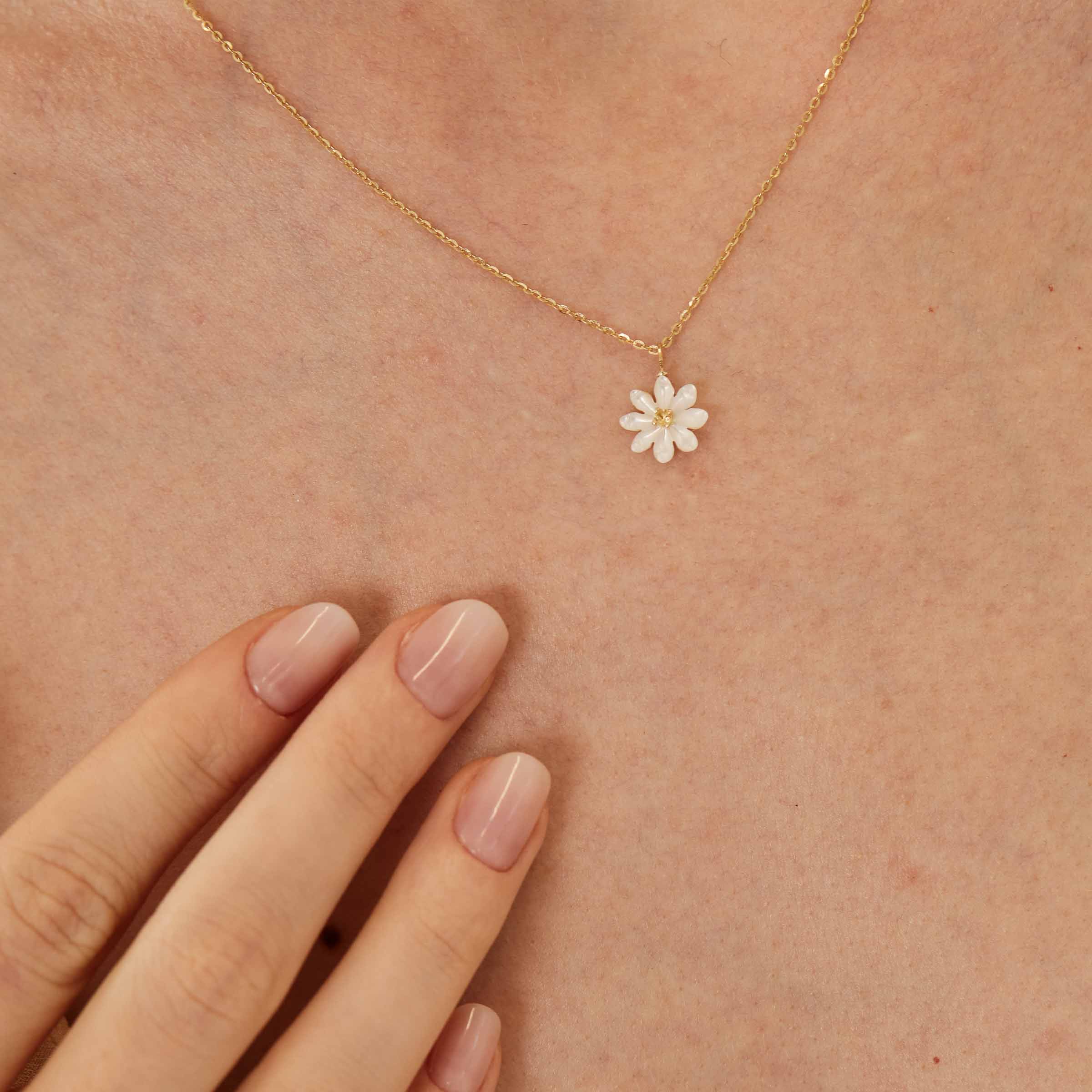 Pandantiv „Margareta” din Aur 14K • Sidef și Citrin Natural