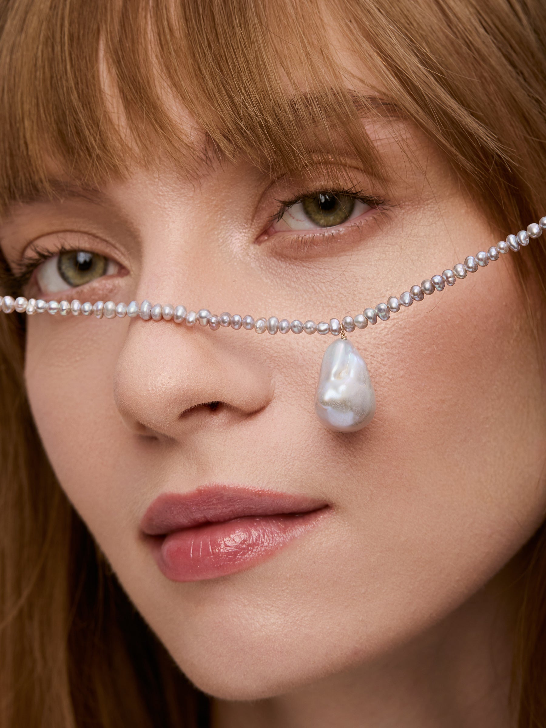 Bella Necklace - Pearls & Gold