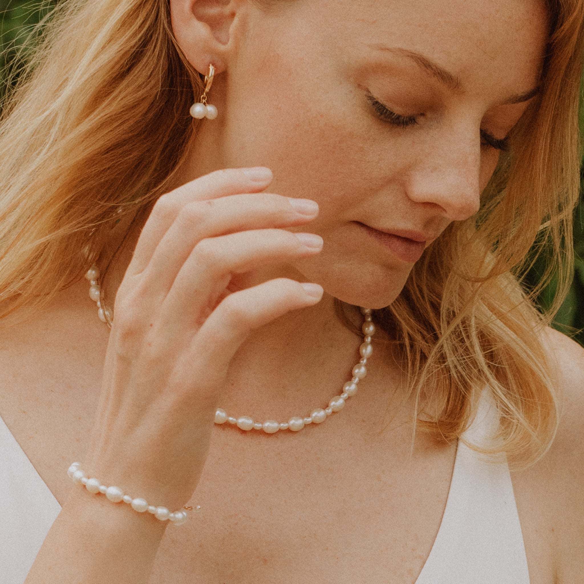 Ella Necklace - Pearls & Gold
