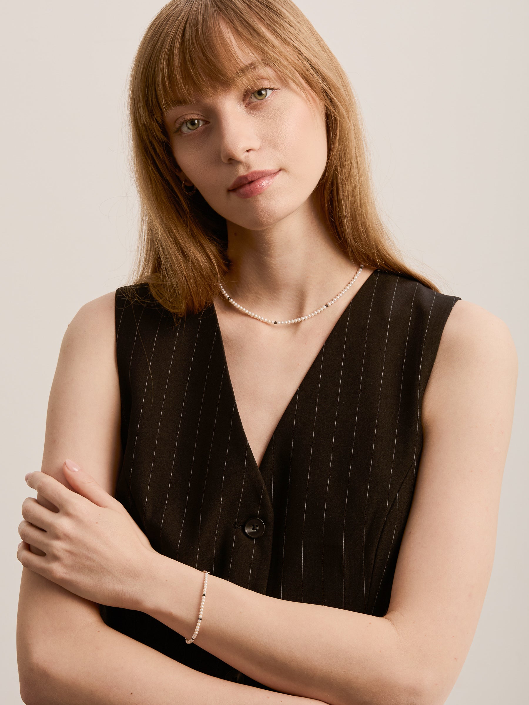 Meiyuri Necklace - Black Diamonds & 14K Gold