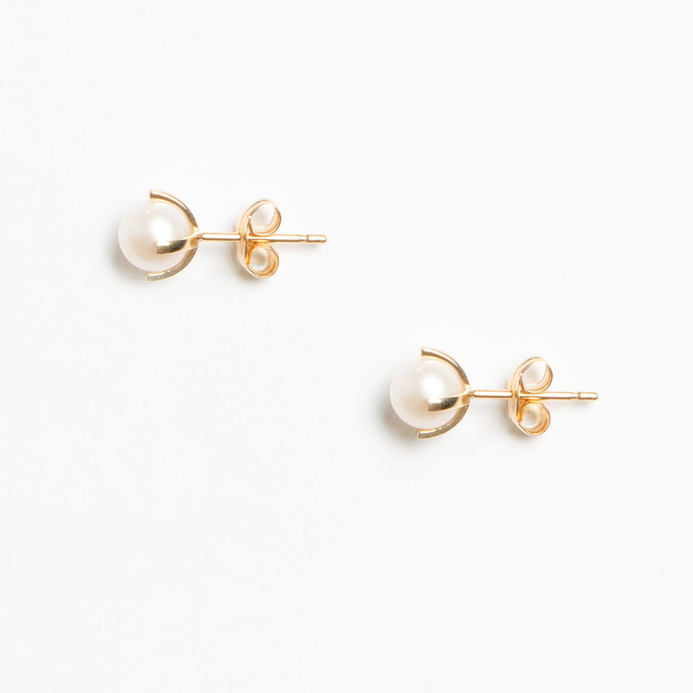Cercei Stud „Miko” din Aur 14K cu Perle Naturale AAA 6 mm
