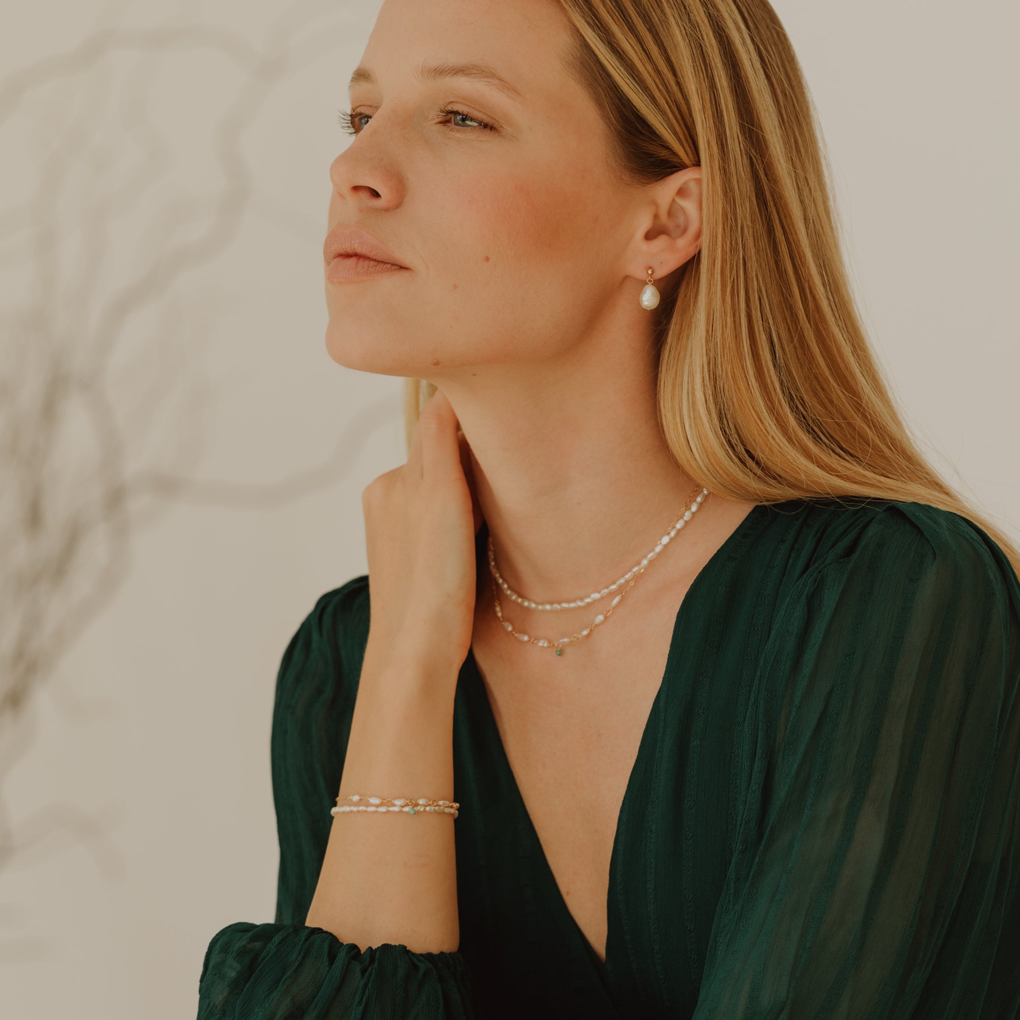 Anna Pearl Earrings