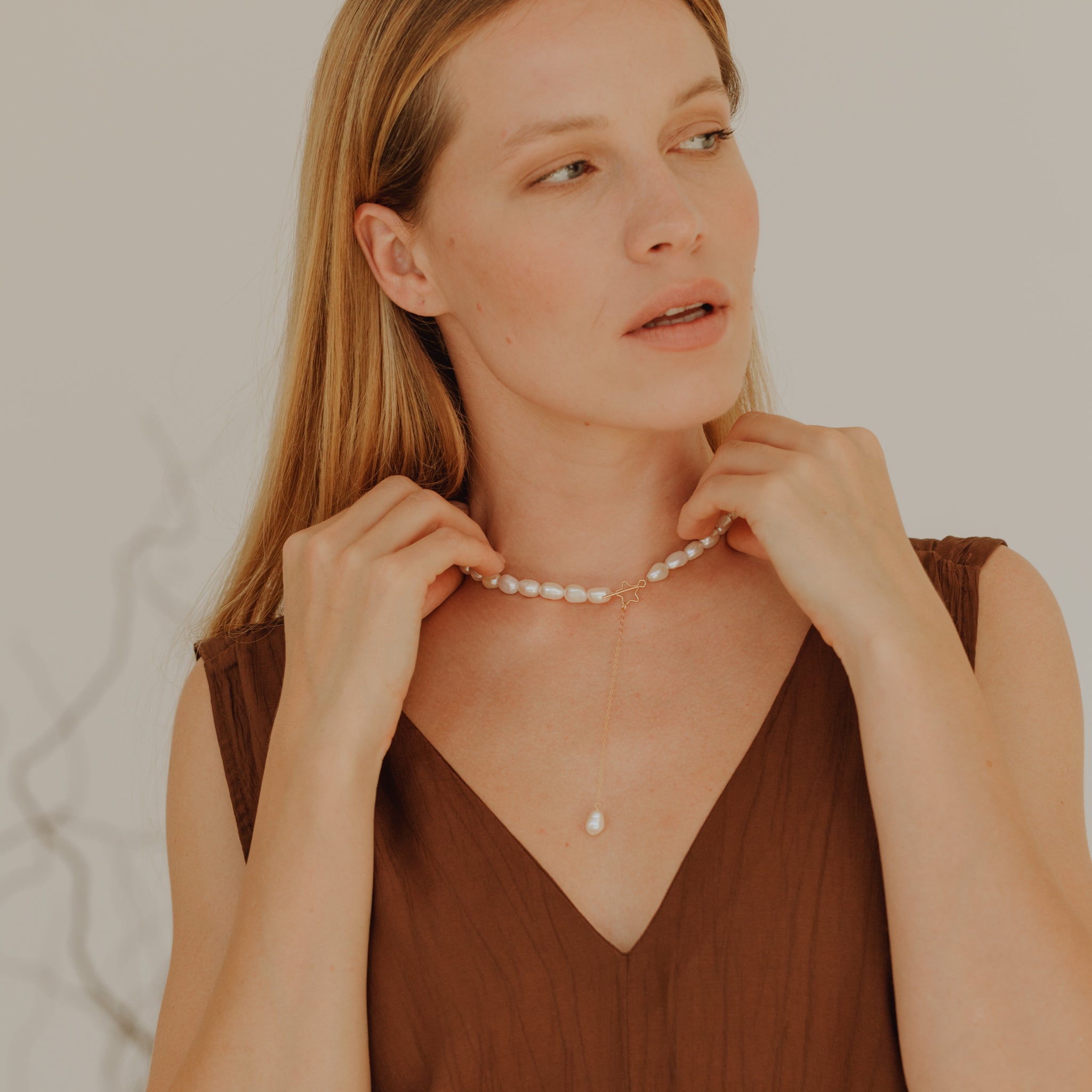 Anna Necklace - Pearls & Gold