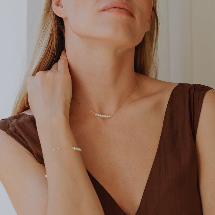 Lorain Chain - Pearls & Gold