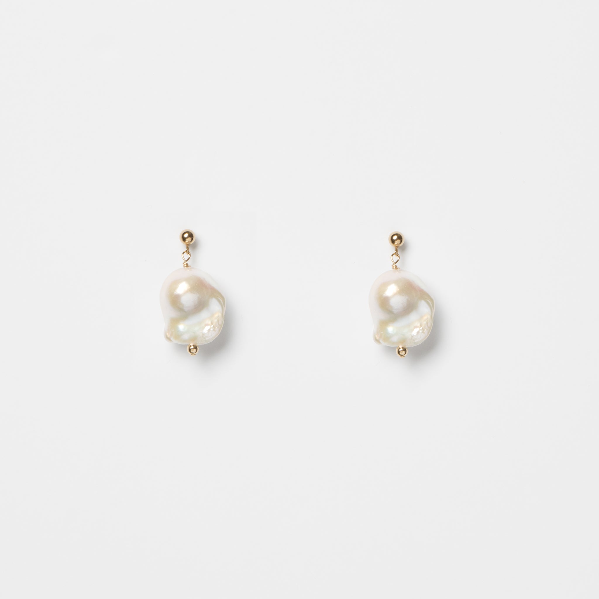 Cum recunoști perlele adevărate?