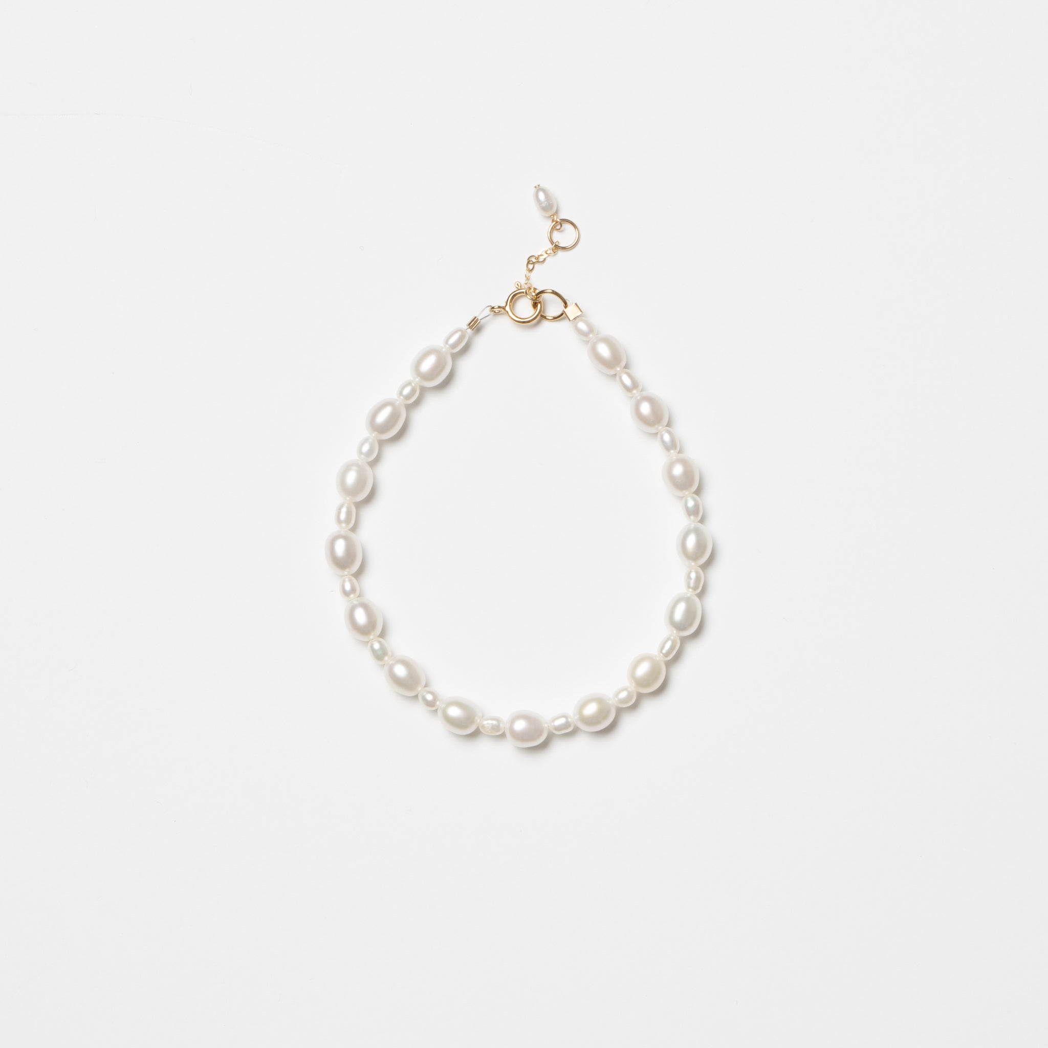 Ella Pearl Bracelet