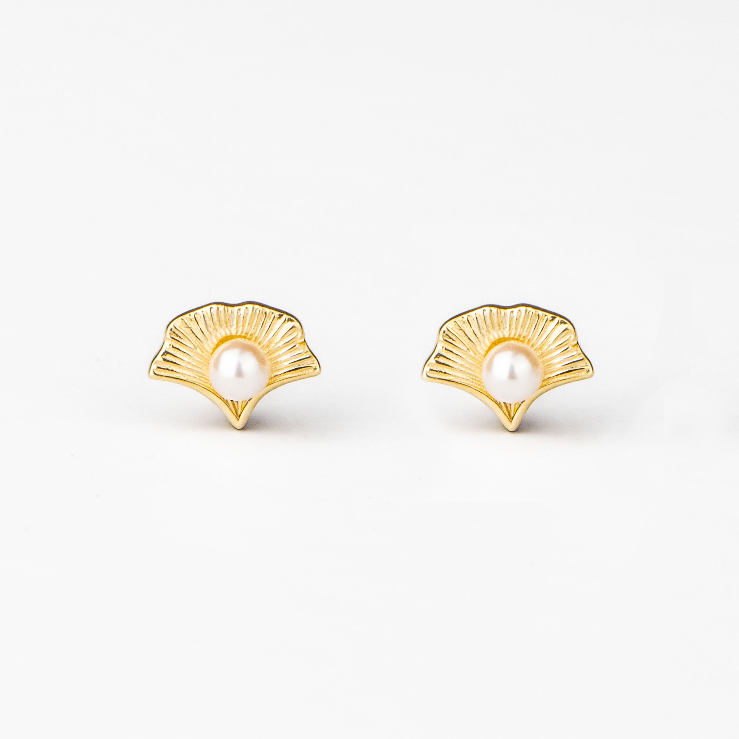 Cercei „Ginko” din Aur 14K cu Perle Naturale AAA 2 mm