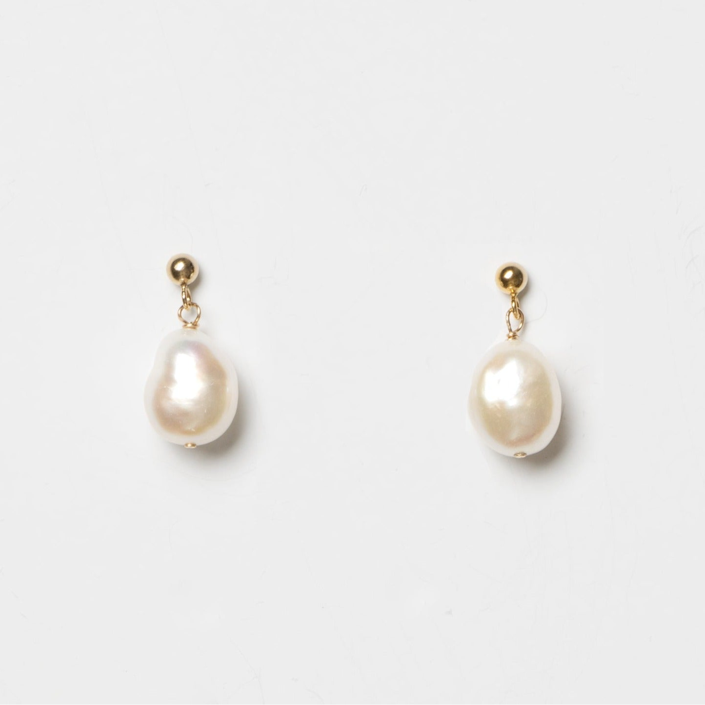 Anna Pearl Earrings