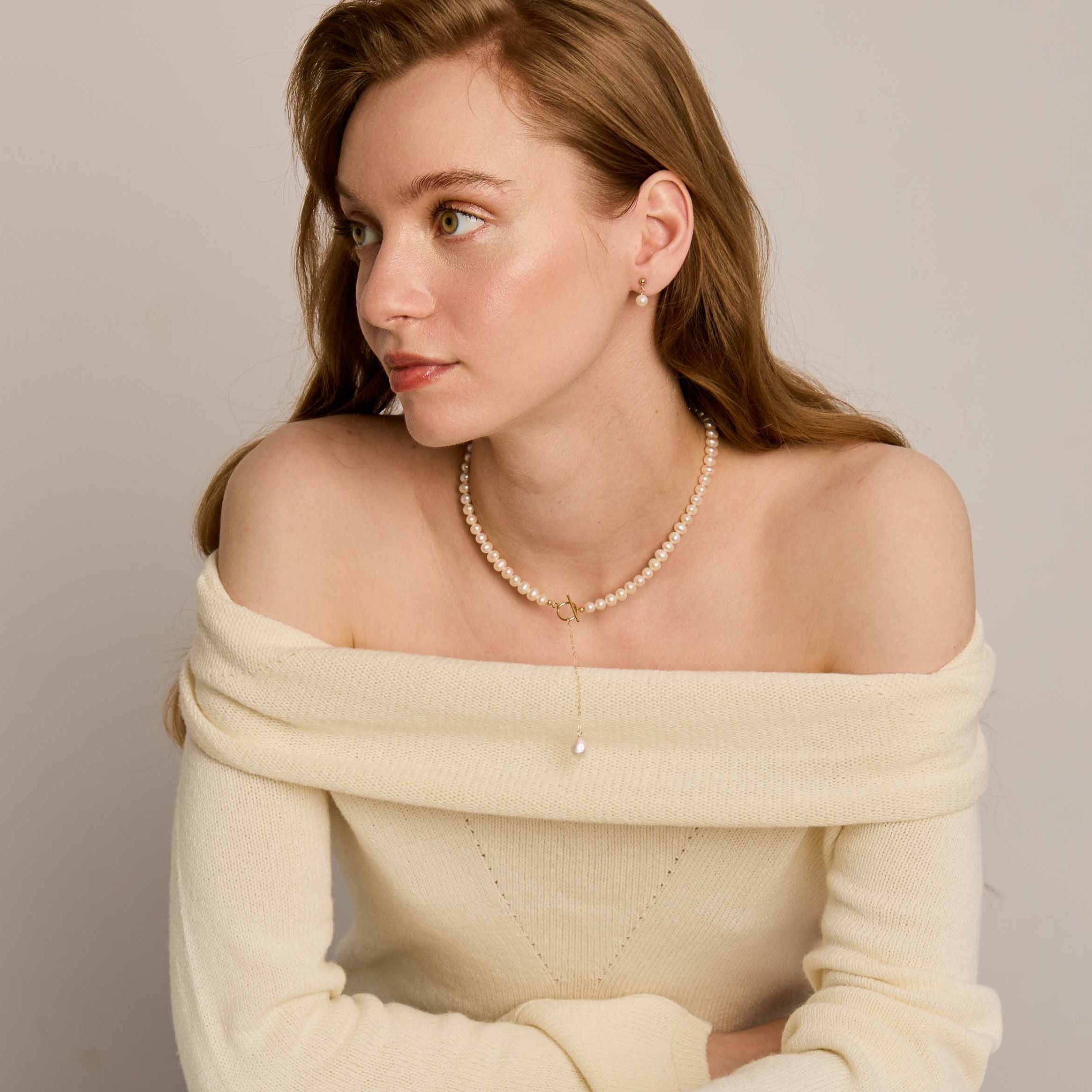 Yvonne Necklace - Pearls & Gold