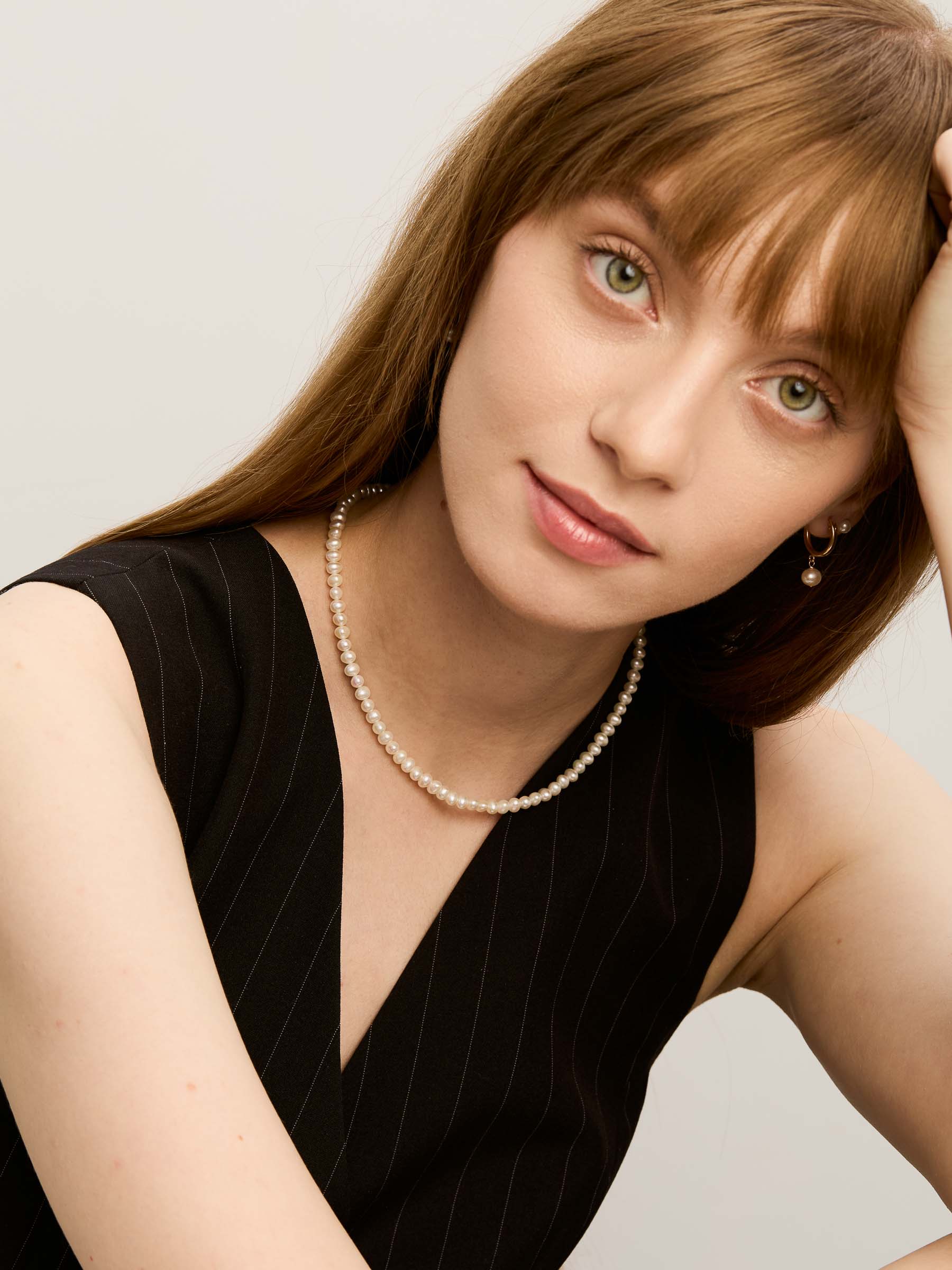 Tiny Necklace - Pearls & Gold