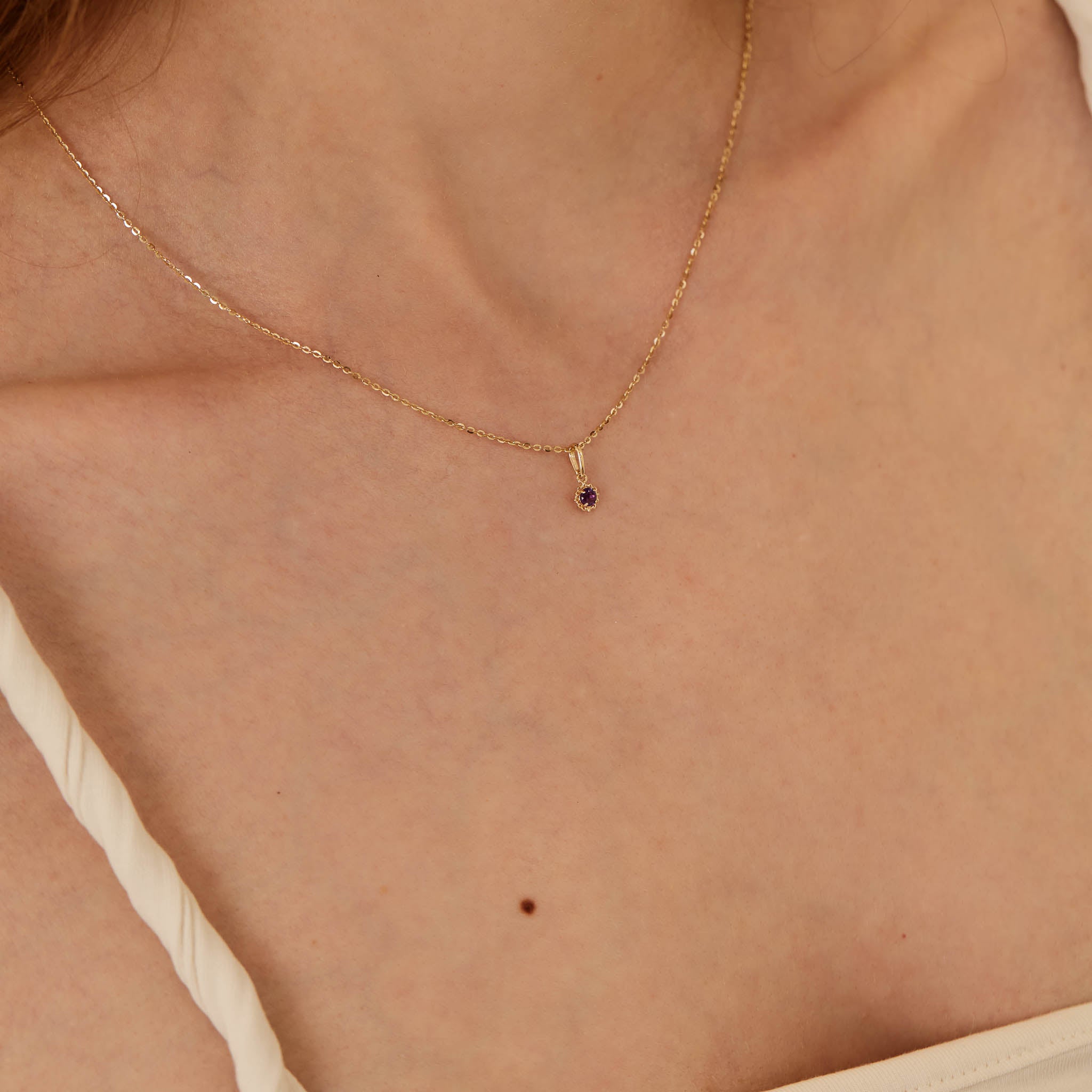 Pandantiv „Hana” din Aur 14K și Ametist Natural